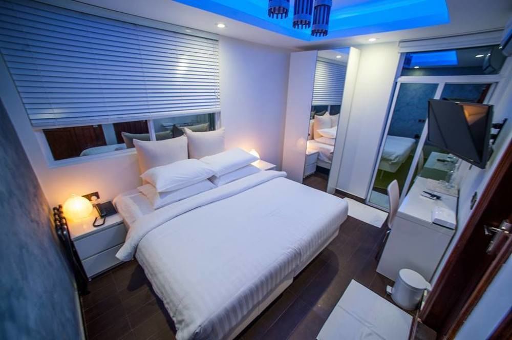 Airport Beach Hotel ฮุลฮูมาเล ภายนอก รูปภาพ
