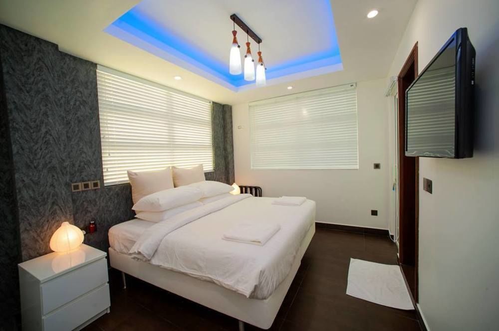Airport Beach Hotel ฮุลฮูมาเล ภายนอก รูปภาพ